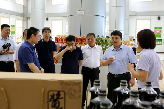 中国信达资产管理股份有限公司党委副书记总裁张卫东一行到山东三星