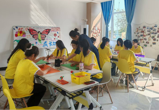 图6:在“一站式”学生社区开展社团活动