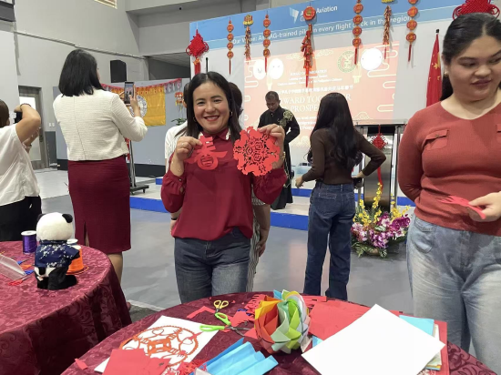 图4 菲律宾大学孔子学院共庆马年春节活动