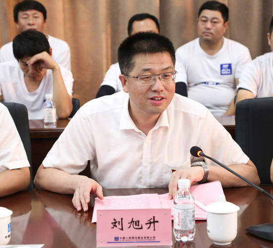 关爱留守儿童 爱心托起希望——中国建筑关爱保护农村