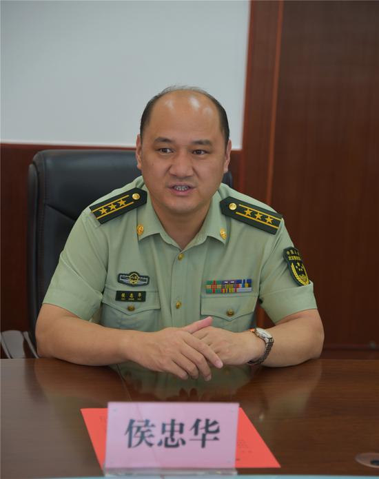 徐龙海走访慰问聊城军分区和武警聊城支队