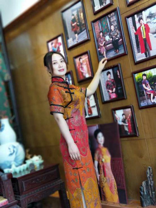 范玉燕荷韵国服的创始人孙丽,希望通过自己的努力,让更多女性知道旗袍