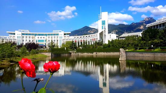 泰山职业技术学院