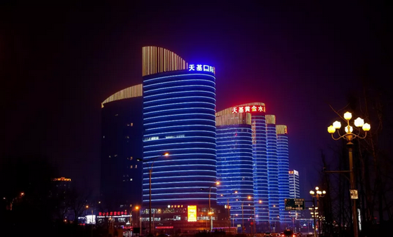 兰山区委书记王君师率团莅临天基黄金水岸视察指导工作_临沂频道_新浪