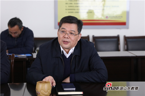 济宁职业技术学院院长李新斗