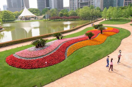 城市大扫除花卉处处开用心清洁扮靓浦东的脸