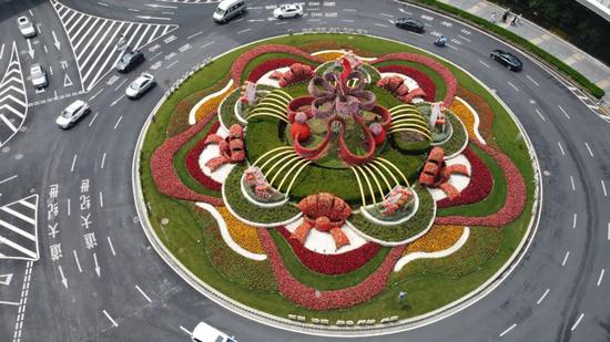 重点打造世纪大道,世博大道,陆家嘴环路,张杨路等多条景观道路