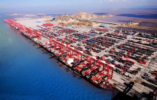 洋山港自动化码头。浦东融媒体供图