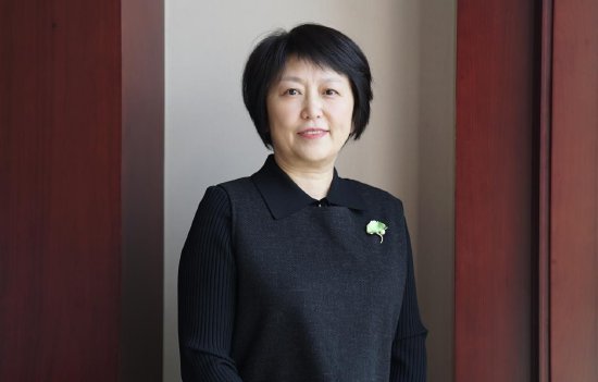 全国政协委员王红红