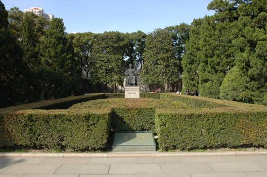 虹口70年70个瞬间鲁迅灵柩隆重迁葬虹口公园