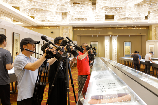 ����������Ʒ�����ײأ��Ʊ��硢������Ȼ�ͼ��ϣ���������ر���ɽ����ȫ赾���280��Ԫ���ģ�724.5��Ԫ�ɽ�