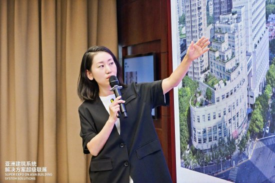上海建筑设计研究院总建筑师助理；现代大厦北楼改造主创建筑师、设计总负责人 谭春晖女士