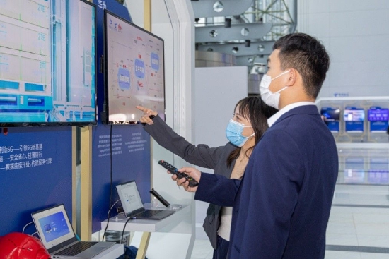 上海电信展示最新成果