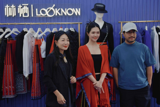 左起分别为:品牌创始人林栖女士、女演员王洋小姐、LOOKNOW创始人严明先生