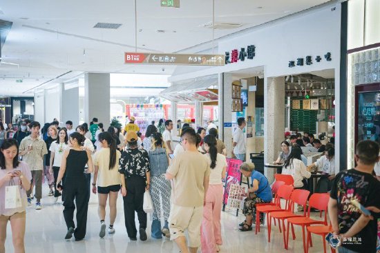 （图为晶耀前滩五周年庆活动现场）