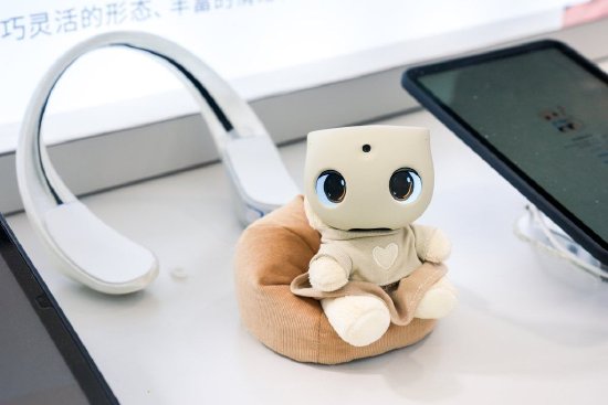 2026世界人工智能大会（WAIC）上展出的傅利叶机器人。