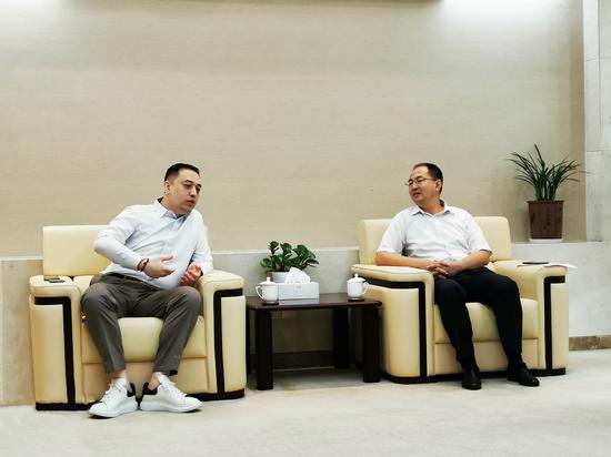 陆家嘴金融城发展局党组书记,局长张宇祥会见了和合期货有限公司董事