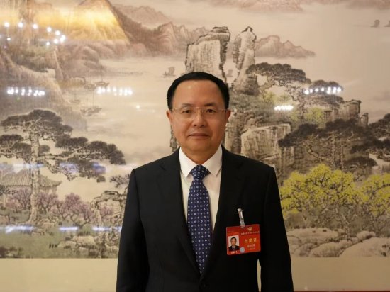 全国政协委员邵志清