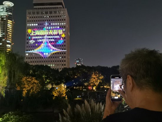 电信玩趣场。 陈玺撼摄