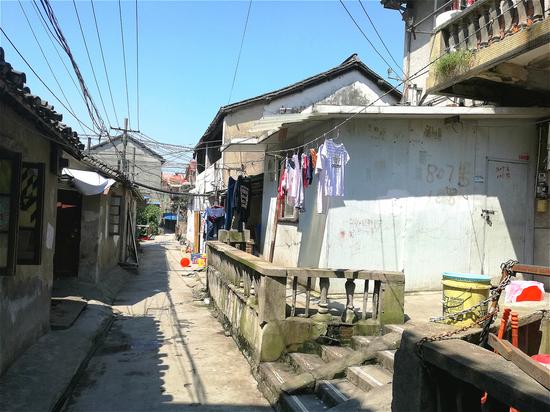 嘉定部分村外来人达本村4倍 供水量不堪重负闹水荒_新浪上海_新浪网