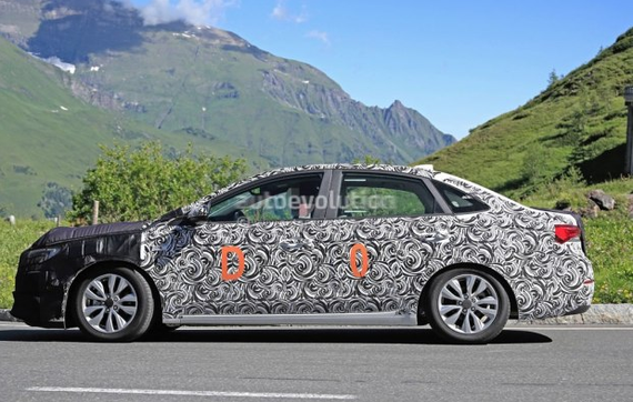 别克新款英朗谍照曝光 搭配led灯组