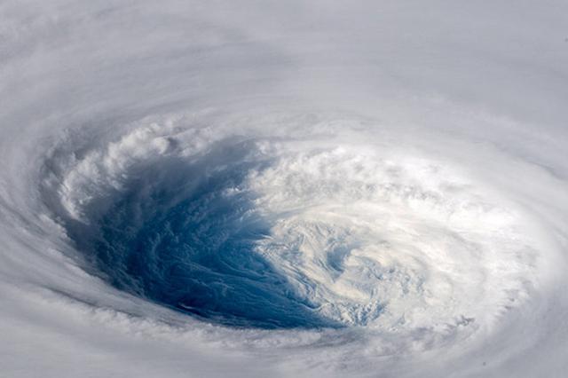 台风康妮外围环流影响上海 将现大风大雨