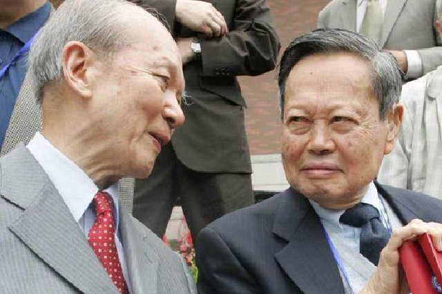 杨振宁和上海的不解情缘