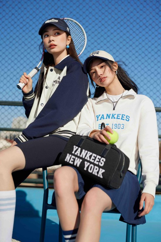 MLB潮流品牌2024春夏VARSITY学院系列半拉链卫衣