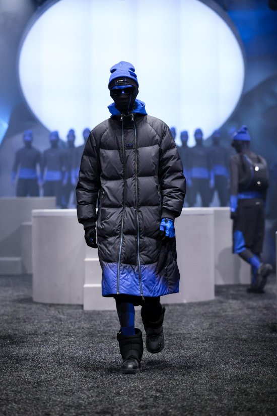 ARMOUR BOOT铠甲靴作为主打鞋款 亮相FILA FUSION X TEAM WANG design 2023合作系列“DONG”沉浸式概念秀