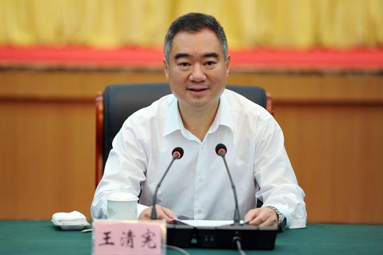 向全国网媒讲述吕梁,市委书记王清宪“停不下来” 向全国网媒讲述吕梁,市委书记王清宪“停不下来”