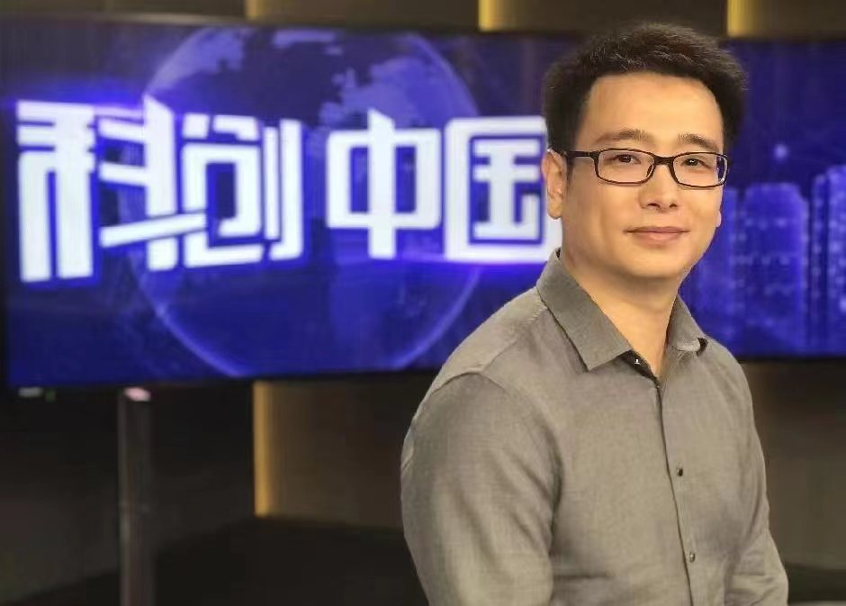 嘟嘟换电创始人廖志成