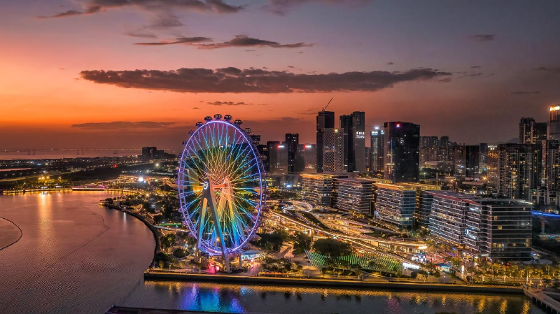宝安中心区夜景。