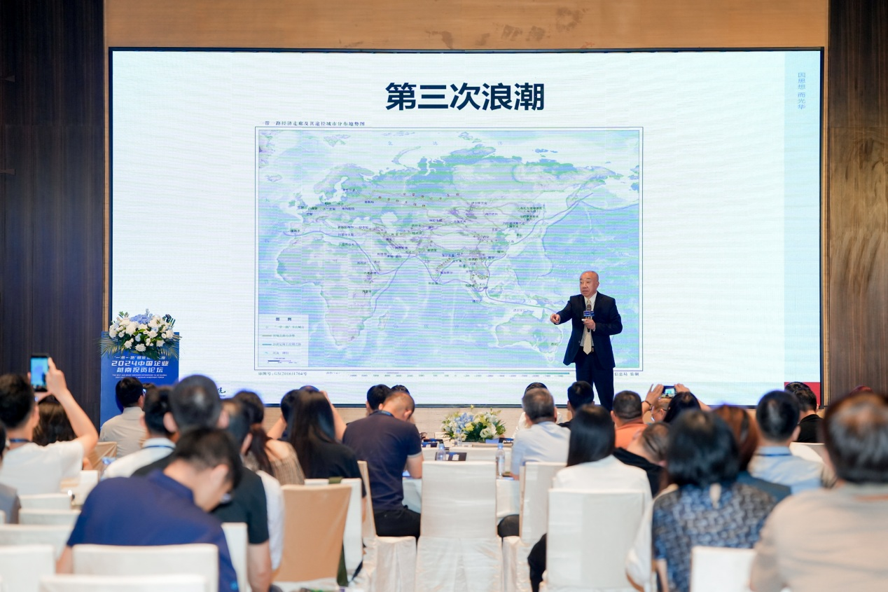 北京大学光华管理学院教授、山东大学管理学院院长武常岐
