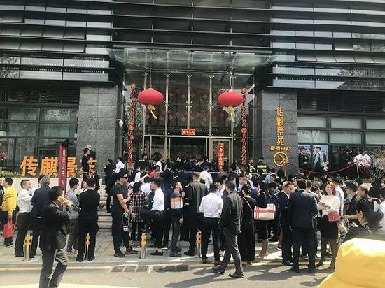 最低10万佣金中介卖力带客炒爆景田公寓