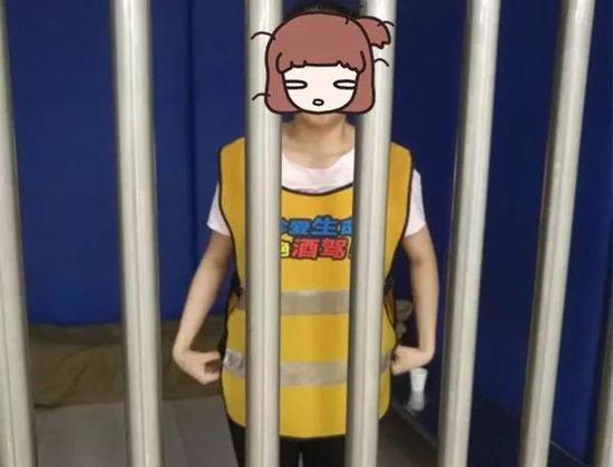 深圳两女子失恋酒醉驾车被查获目前已被刑事拘留