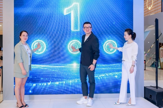 “艺启·铂金唤心”深圳站启动仪式