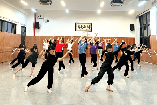 各师生节目排练回顾