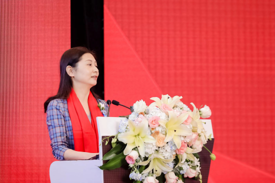 深圳证券交易所党委委员、副总经理 唐瑞