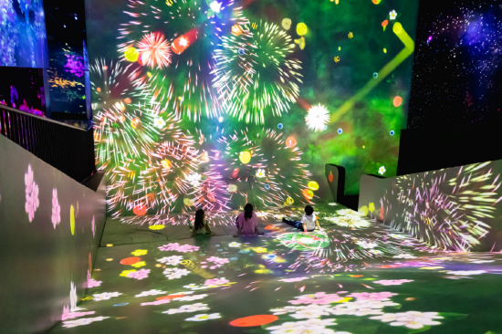 teamLab《滑梯水果园》