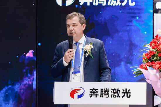 奔腾激光集团董事长马丁诺