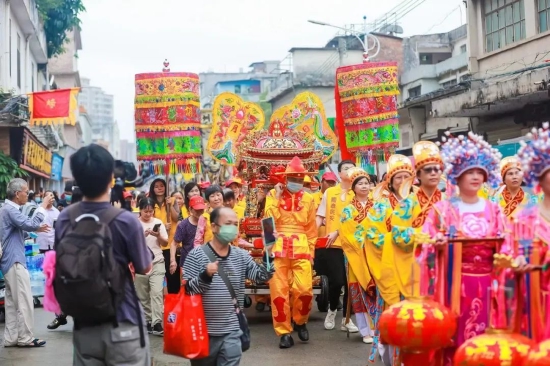 （妈祖出巡）