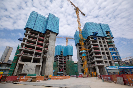 位于7-2号地块的首期4栋高品质住宅建设实景