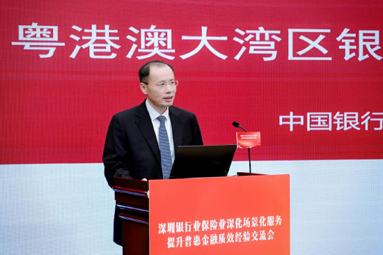 曾圣钧进行主题分享