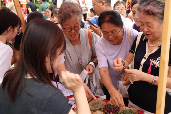 香蜜社区市集