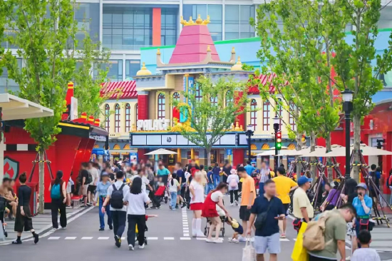 上海乐高乐园度假区客流节节攀升