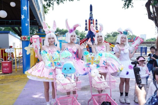 萌兔奇遇泡泡大巡游