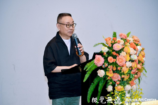 著名批评家、策展人皮道坚