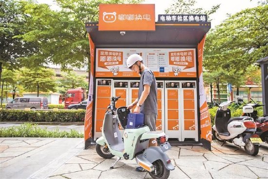 嘟嘟换电在深圳已建成1万个换电仓