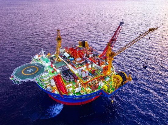 亚洲首艘圆筒形FPSO“海葵一号”。图源:中国海油深圳分公司