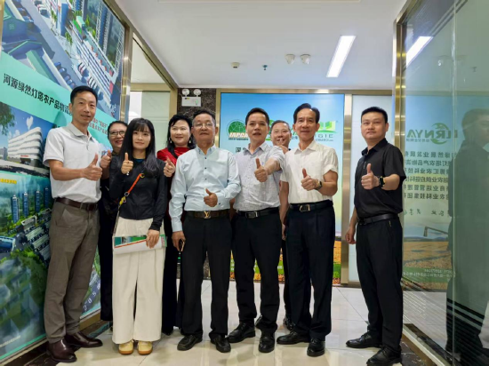 参观深圳市绿然农业集团有限公司